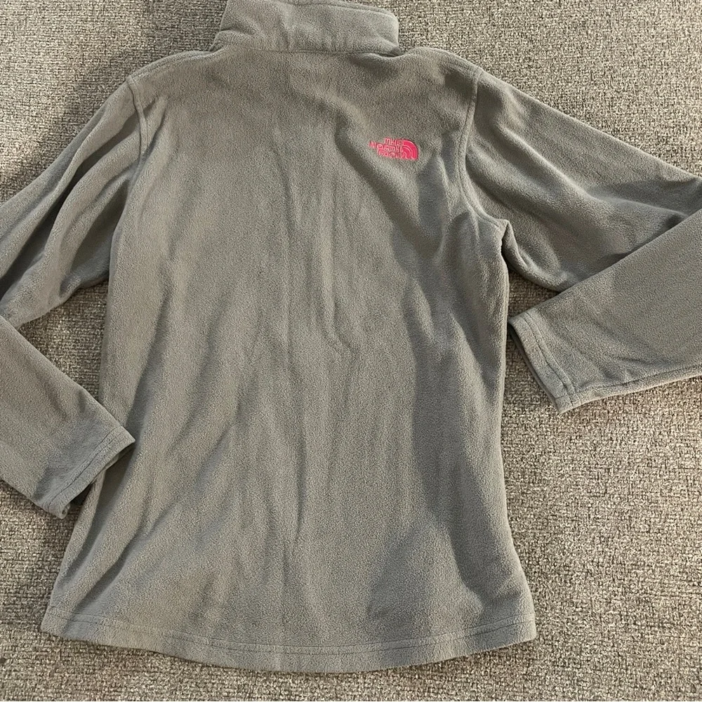 Girls The North Face Gray Pink Fleece jacket fall winter coat Large 14/16 L warm